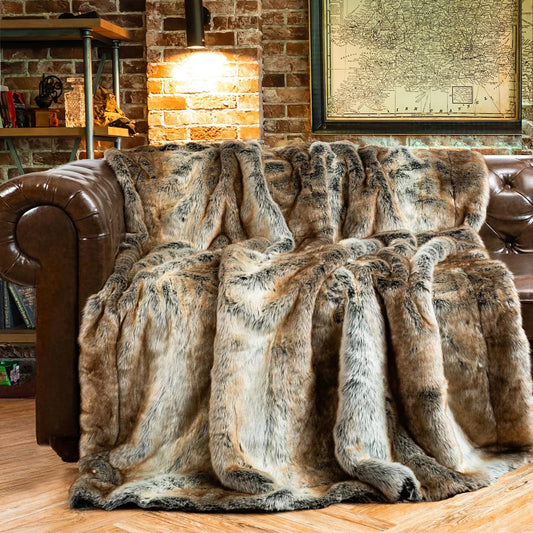 Battilo Faux Fur Blanket Luxury Fluffy Plaid Throw Blanket Winter Thick Warm Sofa Blanket Plush Fur Throws for Bed Bedroom Decor