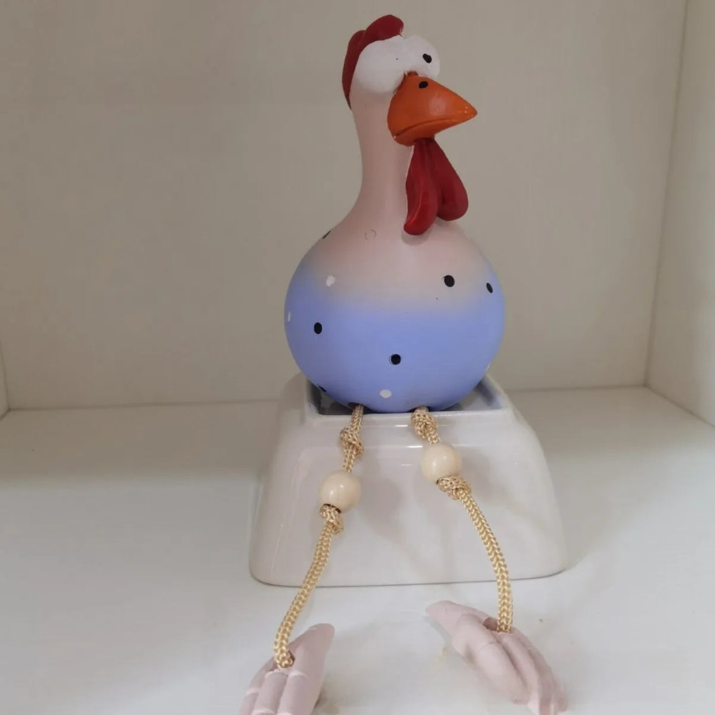 Garden Backyard DecorationsFairy StatueResin Craft Big Eyed Chicken Hanging Leg Chicken Long Leg Ornament Garden Decoration