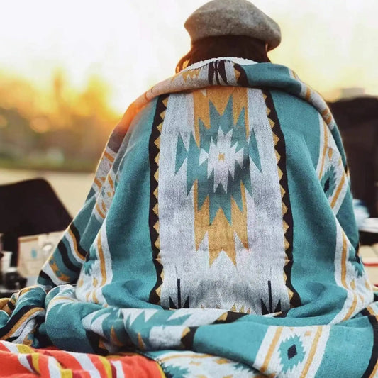 Aztec Patterned Throw Blanket with Soft Sherpa Lining, Traditional Southwestern Navajo Tribal Style Warm Throw for Camping, Outd