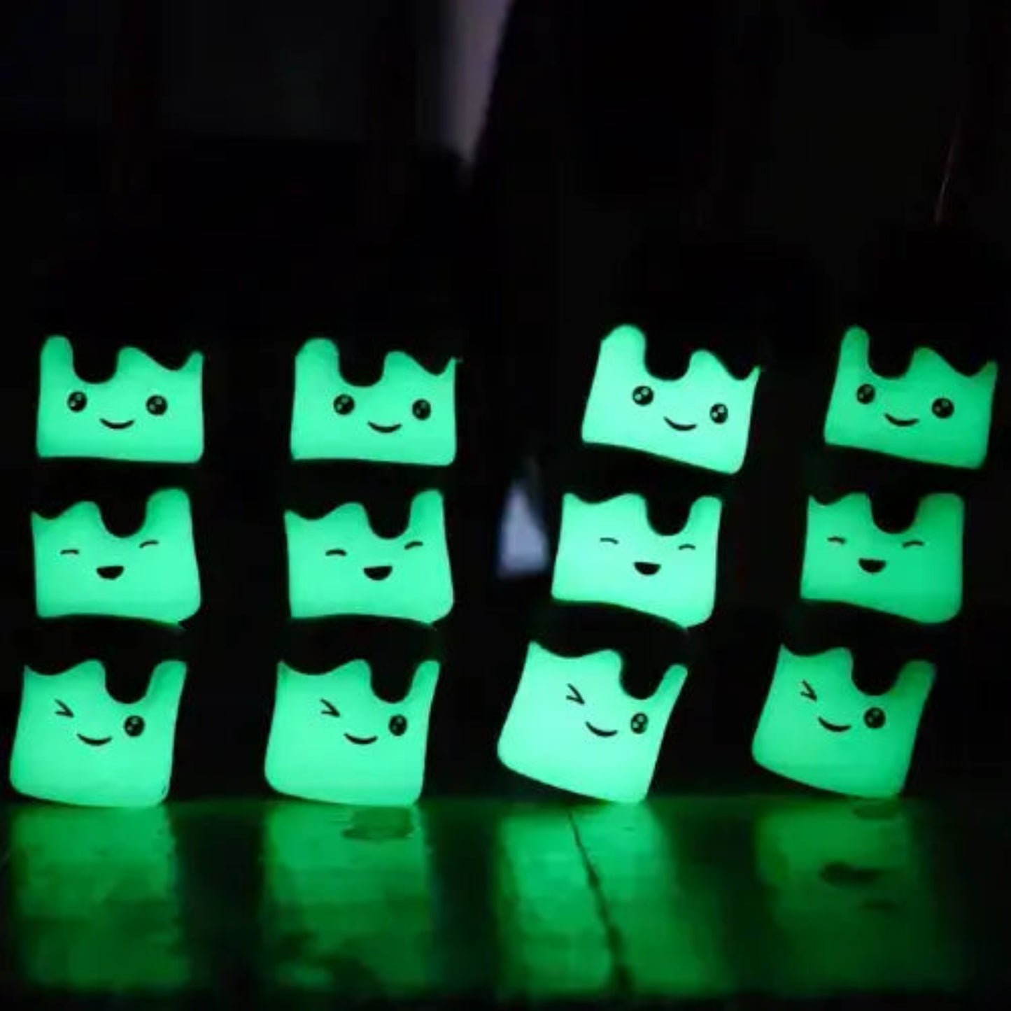S'mores Marshmallow Roasting Sticks - Glow in the Dark