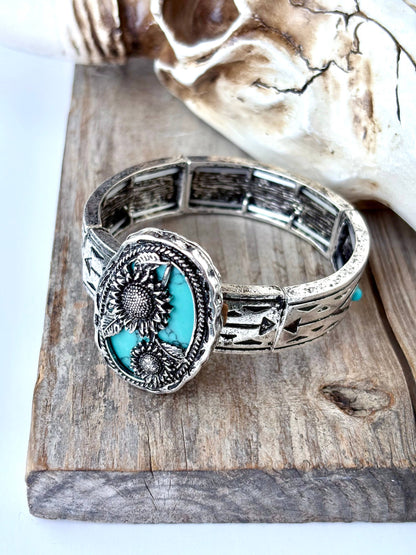 Western Style Stone Pendant Engraved Aztec Stretch Bracelet