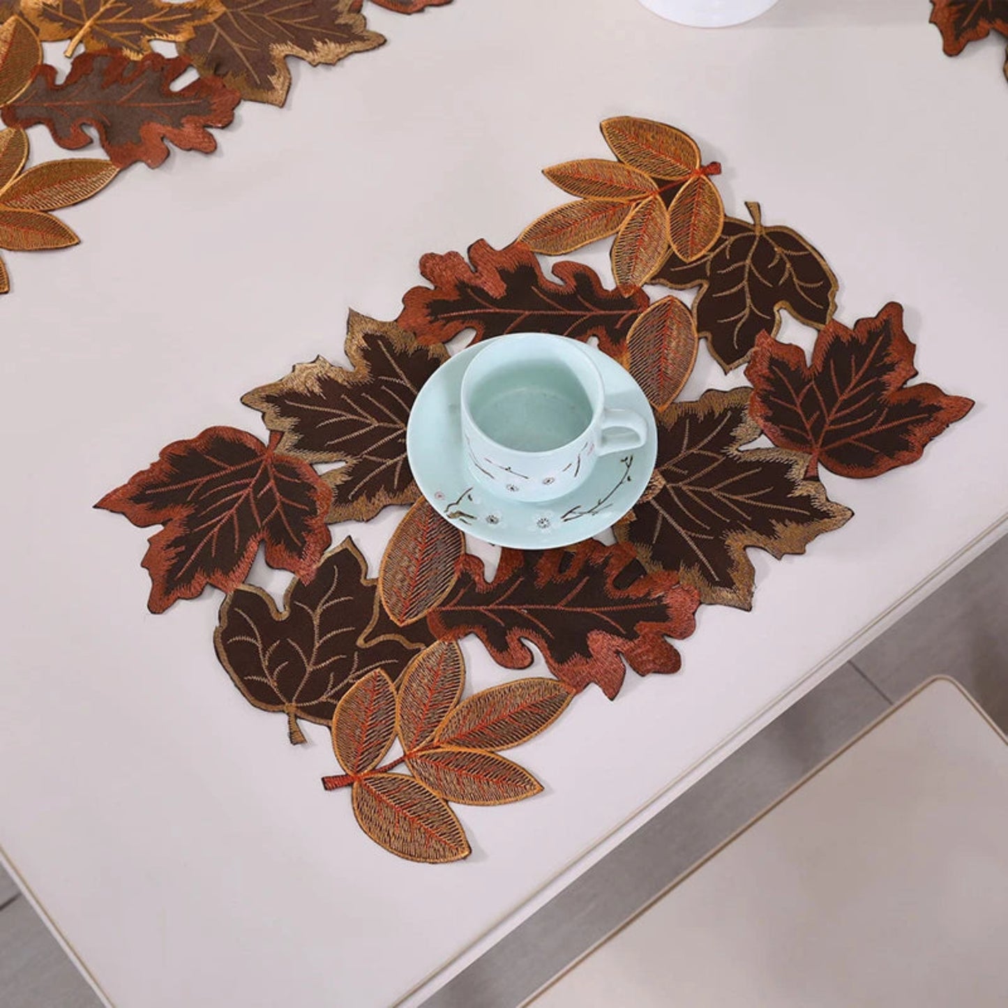 1Pc Autumn Maple Leaf Embroidered Table Runner Hollow Out Flocked Brown Maple Design Rustic Farmhouse Thanksgiving Harves