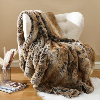 Battilo Faux Fur Blanket Luxury Fluffy Plaid Throw Blanket Winter Thick Warm Sofa Blanket Plush Fur Throws for Bed Bedroom Decor