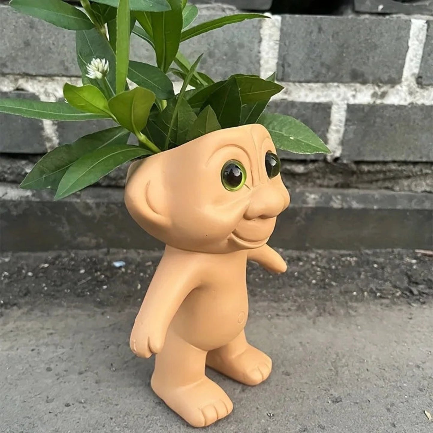 Creative Cute Extraterrestrial Being Resin Flower Pot Office Desk Ornament Outdoor Garden Lawn Courtyard Home Decoration