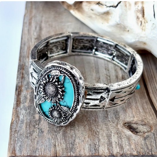 Western Style Stone Pendant Engraved Aztec Stretch Bracelet